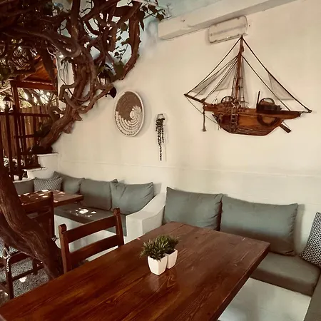 Semiramis Hotel * Adamantas (Milos)