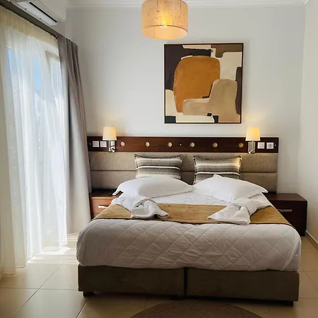 Semiramis * Adamantas (Milos)