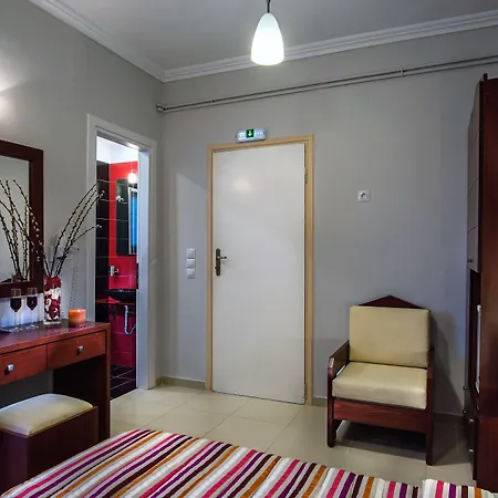 Semiramis * Adamantas (Milos)