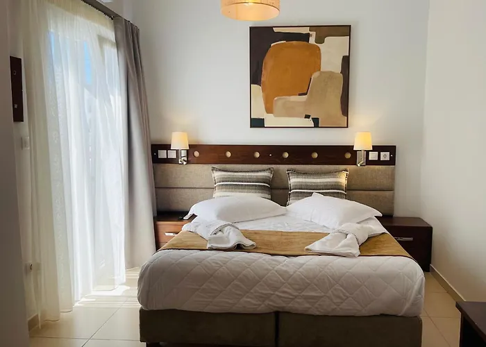 Semiramis * Adamantas (Milos)