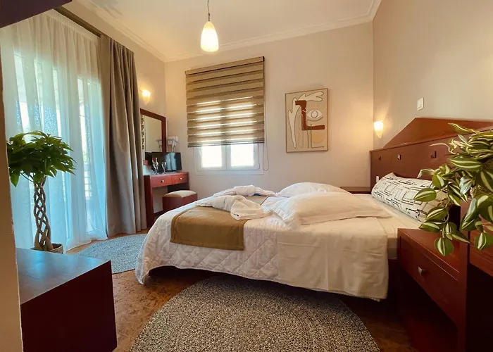 Hotel Semiramis Adamantas (Milos)