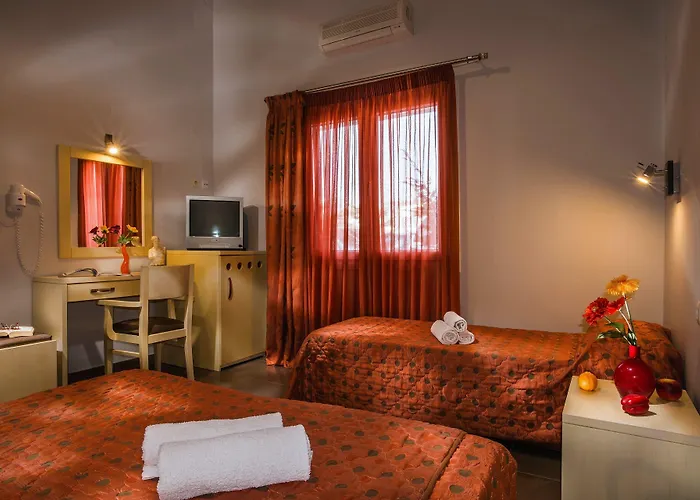 Semiramis Hotel Adamantas (Milos)