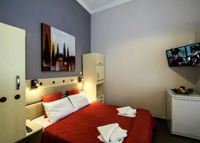 Semiramis * Adamantas (Milos)