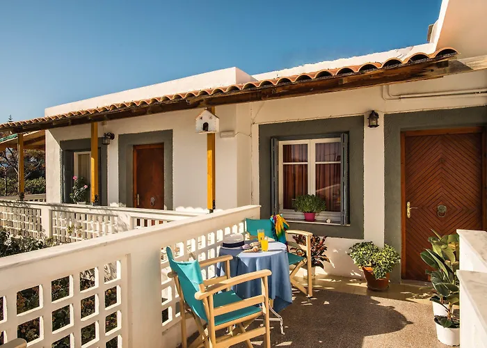 Hotel Semiramis Adamantas (Milos)