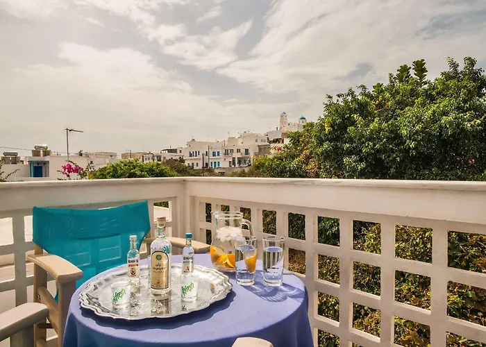 Semiramis Adamantas (Milos)