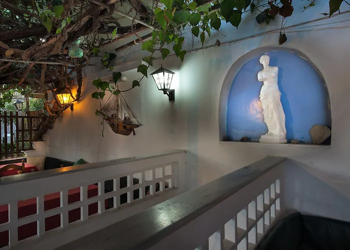 Hotel Semiramis Adamantas (Milos)