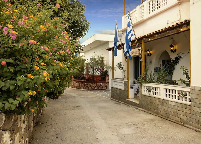 Hotel Semiramis Adamantas (Milos)