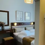 Semiramis Hotel Adamantas