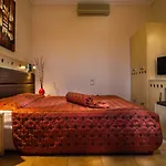 Semiramis Otel *
