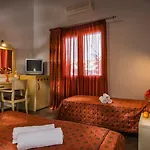 Semiramis Hotel Adamantas (Milos)