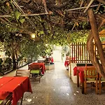 Hotel Semiramis