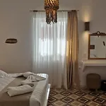 Hotel Semiramis