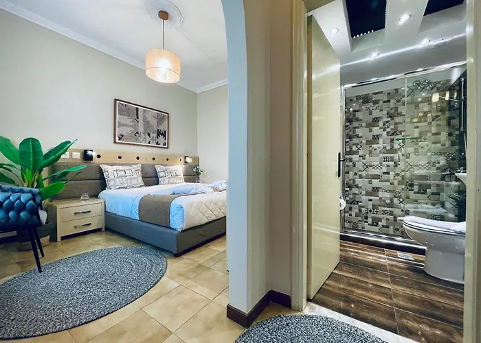 Semiramis آداماس